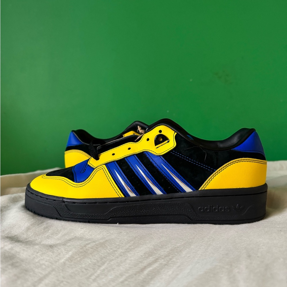 Adidas rivalry 86 low Deadpool size 9